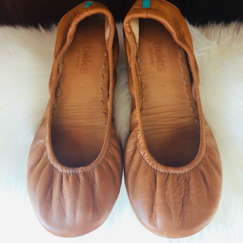 Chestnut Brown Tieks Size 7